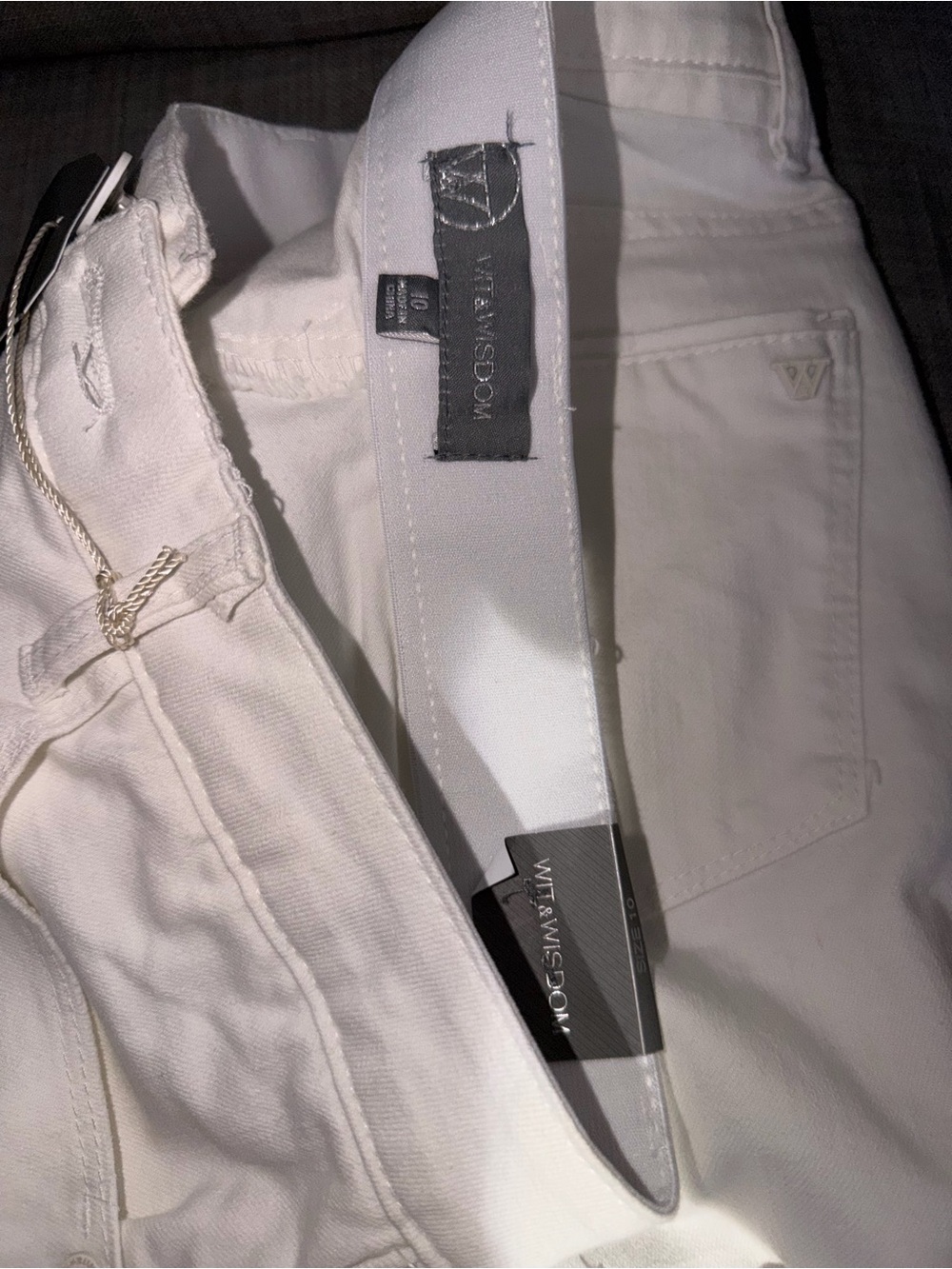 WIT&Wisdom “Ab”solution Women's LUXE Touch High Rise Jeans: Size 10 - Picture 8 of 9